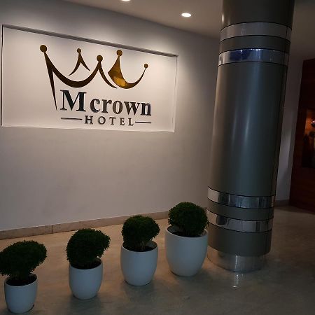 M Crown Hotel Shillong Zewnętrze zdjęcie