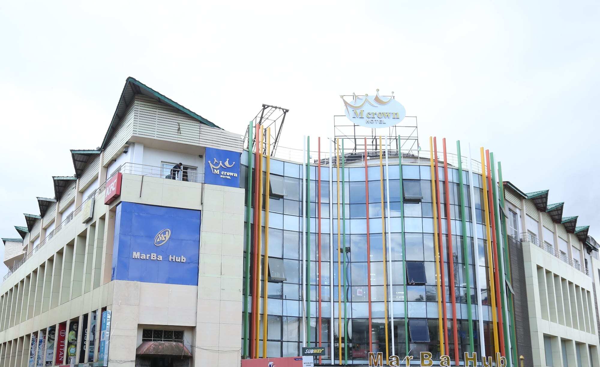 M Crown Hotel Shillong Zewnętrze zdjęcie